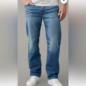 American Eagle Relaxed Straight jeans 29x32